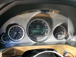 2011 Mercedes-Benz E-Class E 550 Luxury with VIN WDDHF9AB4BA325663, listed as a Copart auction lot 88053045 with 137,826 mi miles and Salvage Title. Bid and sale history available at carsss.com. Image 9.