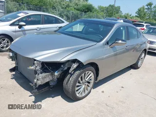 2020 Lexus ES 350 Luxury with VIN 58AEZ1B13LU074652, listed as a IAAI auction lot 42661429 with 21,906 mi miles and . Bid and sale history available at DreamBid. Image 18.
