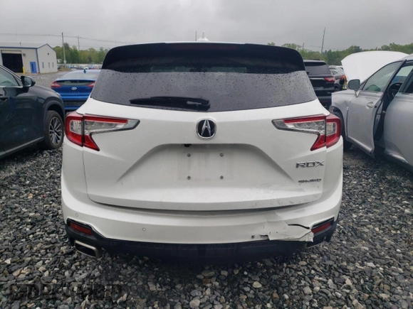 2022 Acura RDX Technology with VIN 5J8TC2H50NL017632, listed as a Copart auction lot 57213075 with 43,919 mi miles and Salvage title. Bid and sale history available at DreamBid. Image 6.