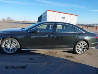 2019 Audi A8 L with VIN WAU8DAF8XKN018289, listed as a IAAI auction lot 41203292 with 28,758 mi miles. Bid and sale history available at carsss.com. Image 14.