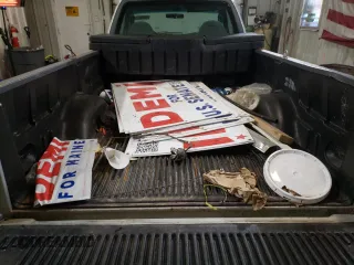 2002 Ford F-150 XL z VIN 1FTRF17W92NB99531, wystawiony jako Copart lot #49585545 z przebiegiem 148 167 mil mil oraz Szkoda całkowita • Salvage title. Historia ofert i sprzedaży dostępna na DreamBid. Obrazek 10.