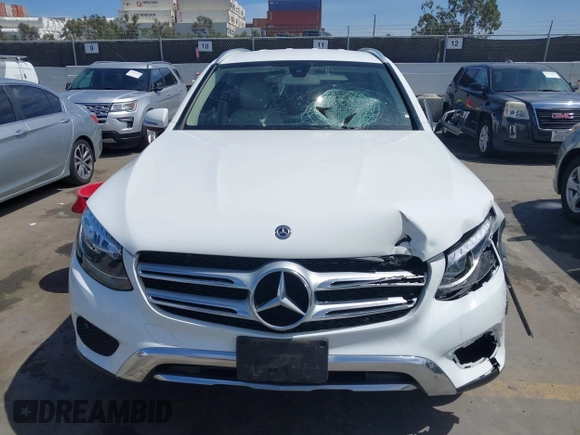 2019 Mercedes-Benz GLC 300 z VIN WDC0G4JB4KV186998, wystawiony jako IAAI lot #41932159 z przebiegiem 62 780 mil mil oraz . Historia ofert i sprzedaży dostępna na DreamBid. Obrazek 12.