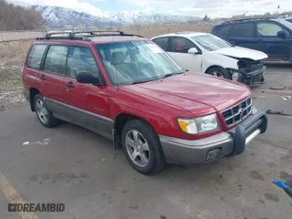 1998 Subaru Forester S with VIN JF1SF6551WH769783, listed as a IAAI auction lot 41776316 with 1 mi miles. Bid and sale history available at carsss.com. Image 1.