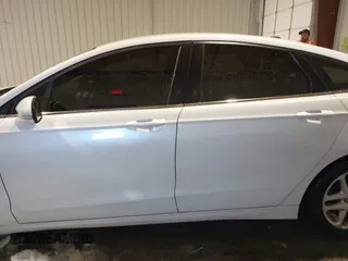 2015 Ford Fusion SE with VIN 1FA6P0HDXF5103537, listed as a IAAI auction lot 41241939 with 147,059 mi miles. Bid and sale history available at carsss.com. Image 15.