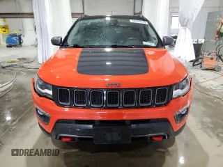 2017 Jeep Compass Trailhawk z VIN 3C4NJDDB4HT640927, wystawiony jako Copart lot #58468415 z przebiegiem 112 583 mil mil oraz Szkoda całkowita • Salvage title. Historia ofert i sprzedaży dostępna na DreamBid. Obrazek 5.