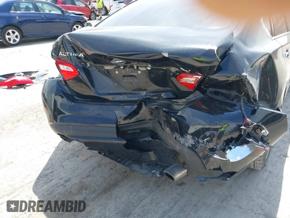 2016 Nissan Altima SR z VIN 1N4AL3AP5GC165887, wystawiony jako IAAI lot #42061023 z przebiegiem 83 555 mil mil oraz . Historia ofert i sprzedaży dostępna na DreamBid. Obrazek 6.