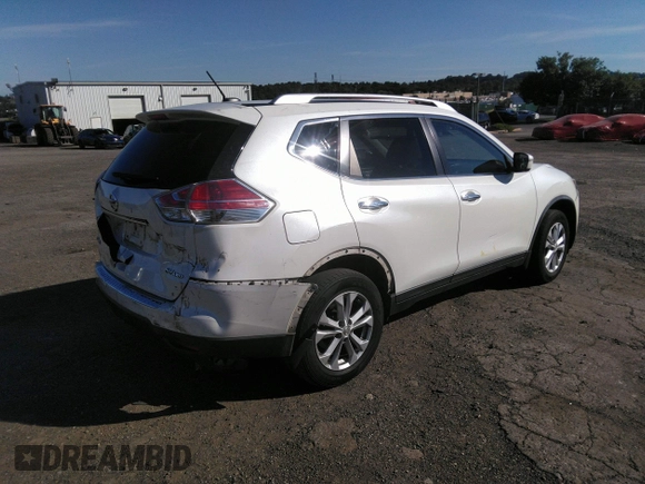 2015 Nissan Rogue S with VIN KNMAT2MV0FP539408, listed as a IAAI auction lot 39758964 with 191,313 mi miles. Bid and sale history available at carsss.com. Image 4.