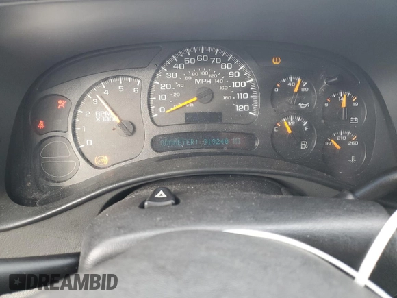 2004 Chevrolet Suburban Z71 with VIN 3GNFK16Z14G116946, listed as a Copart auction lot 80437924 with 319,240 mi miles and Non Repairable. Bid and sale history available at carsss.com. Image 9.