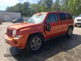 2010 Jeep Patriot Sport z VIN 1J4NT2GB3AD514171, wystawiony jako Copart lot #55630525 z przebiegiem 158 549 mil mil oraz Szkoda całkowita • Salvage title. Historia ofert i sprzedaży dostępna na DreamBid. Obrazek 1.