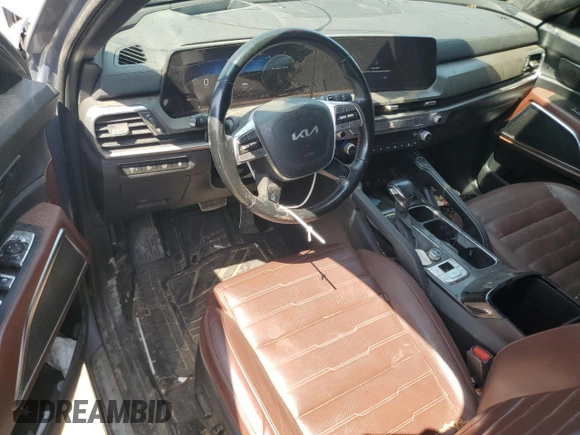 2023 Kia Telluride SX Prestige z VIN 5XYP5DGC7PG368915, wystawiony jako Copart lot #62285665 z przebiegiem 67 475 mil mil oraz Czysty tytuł • Clean title. Historia ofert i sprzedaży dostępna na DreamBid. Obrazek 8.
