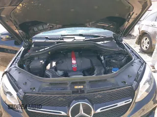 2019 Mercedes-Benz GLE 43 AMG z VIN 4JGED6EB2KA152510, wystawiony jako IAAI lot #41991265 z przebiegiem 34 470 mil mil oraz . Historia ofert i sprzedaży dostępna na DreamBid. Obrazek 10.
