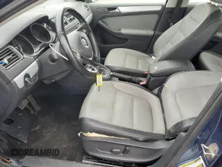 2015 Volkswagen Jetta Sedan Hybrid SEL Premium with VIN 3VW637AJ3FM321602, listed as a Copart auction lot 43653935 with 101,072 mi miles and Clean Title. Bid and sale history available at carsss.com. Image 7.