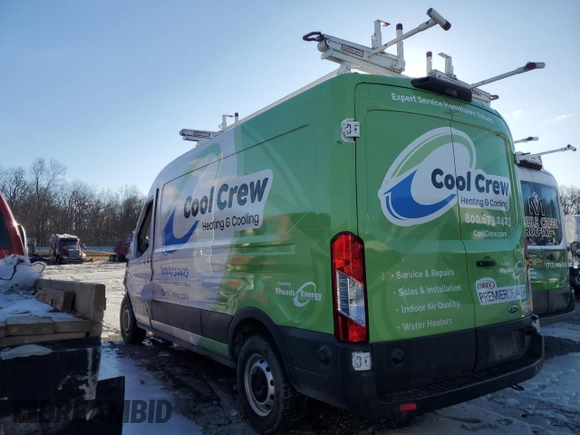2019 Ford Transit with VIN 1FTYR2CM5KKA30072, listed as a Copart auction lot 45004785 with 62,315 mi miles and Salvage Title. Bid and sale history available at carsss.com. Image 2.