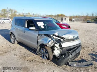 2019 Kia Soul with VIN KNDJN2A27K7656644, listed as a IAAI auction lot 40630464 with 58,732 mi miles. Bid and sale history available at carsss.com. Image 1.