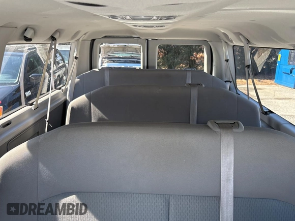 2014 Ford Econoline Passenger XL with VIN 1FBNE3BL1EDA64827, listed as a Copart auction lot 48927855 with 102,965 mi miles and Clean title. Bid and sale history available at DreamBid. Image 9.