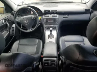 2006 Mercedes-Benz C 230 Sport с VIN WDBRF52H16F803345, выставлен на аукционе Copart как лот 55238285 с пробегом 154 225 миль миль и Чистый • Clean title. История ставок и продаж доступна на DreamBid. Изображение 8.