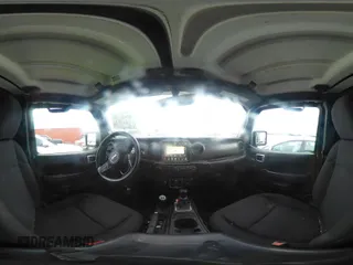 2022 Jeep Gladiator Texas Trail z VIN 1C6HJTAG1NL105124, wystawiony jako IAAI lot #42601707 z przebiegiem 52 064 mil mil oraz . Historia ofert i sprzedaży dostępna na DreamBid. Obrazek 18.