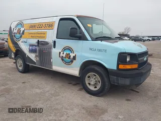 2008 Chevrolet City Express Cargo z VIN 1GCHG35K281214553, wystawiony jako IAAI lot #41495713 z przebiegiem 148 985 mil mil oraz . Historia ofert i sprzedaży dostępna na DreamBid. Obrazek 1.