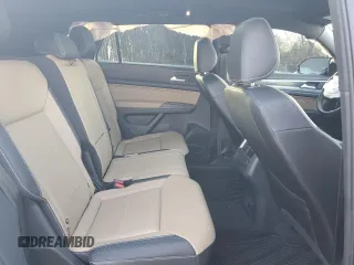 2023 Volkswagen Atlas 2.0T SEL R-Line Black z VIN 1V2SC2CA5PC222895, wystawiony jako Copart lot #87421254 z przebiegiem 17 785 mil mil oraz Szkoda całkowita • Salvage title. Historia ofert i sprzedaży dostępna na DreamBid. Obrazek 11.