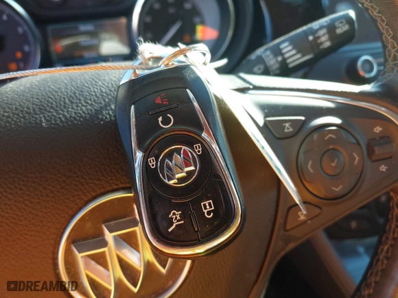 2020 Buick Envision Essence with VIN LRBFXCSA0LD051426, listed as a IAAI auction lot 41132973 with 60,439 mi miles. Bid and sale history available at carsss.com. Image 11.