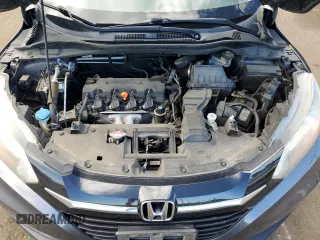 2018 Honda HR-V LX with VIN 3CZRU6H38JG703401, listed as a Copart auction lot 70567114 with 106,672 mi miles and Salvage Title. Bid and sale history available at carsss.com. Image 11.