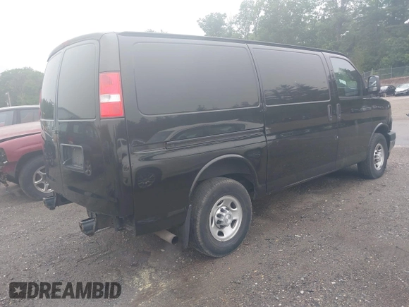 2018 Chevrolet Express Cargo с VIN 1GCWGAFP0J1250723, выставлен на аукционе IAAI как лот 42471313 с пробегом 129 896 миль миль и . История ставок и продаж доступна на DreamBid. Изображение 4.