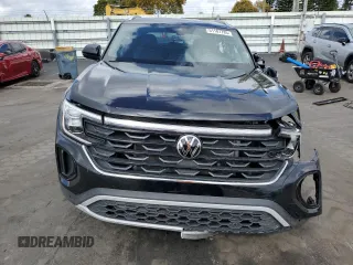 2024 Volkswagen Atlas SE with VIN 1V2JE2CA5RC200727, listed as a Copart auction lot 51167785 with 19,264 mi miles and Non repairable. Bid and sale history available at DreamBid. Image 5.