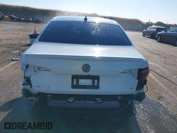 2024 Volkswagen Jetta SE with VIN 3VW7M7BU2RM031902, listed as a IAAI auction lot 42205832 with 31,274 mi miles and . Bid and sale history available at DreamBid. Image 6.