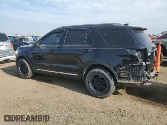 2016 Ford Explorer XLT z VIN 1FM5K8D85GGC56971, wystawiony jako Copart lot #54338825 z przebiegiem 151 420 mil mil oraz Szkoda całkowita • Salvage title. Historia ofert i sprzedaży dostępna na DreamBid. Obrazek 2.