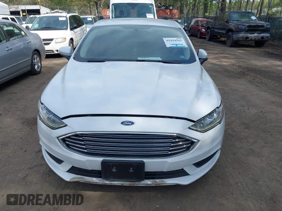 2018 Ford Fusion SE with VIN 3FA6P0HD7JR159134, listed as a IAAI auction lot 41994565 with 49,950 mi miles. Bid and sale history available at carsss.com. Image 12.