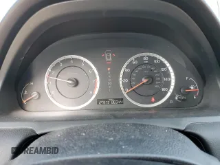2011 Honda Accord LX z VIN 1HGCP2F36BA023898, wystawiony jako Copart lot #88648215 z przebiegiem 127 573 mil mil oraz Szkoda całkowita • Salvage title. Historia ofert i sprzedaży dostępna na DreamBid. Obrazek 9.
