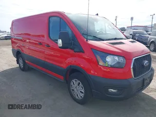 2023 Ford Transit Cargo z VIN 1FTYE1Y86PKB96268, wystawiony jako IAAI lot #41594911 z przebiegiem 7 336 mil mil oraz . Historia ofert i sprzedaży dostępna na DreamBid. Obrazek 1.