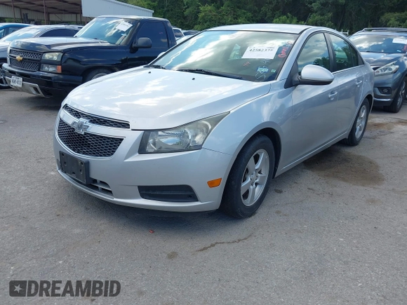 2014 Chevrolet Cruze 1LT with VIN 1G1PC5SB8E7410649, listed as a IAAI auction lot 42582375 with 228,772 mi miles and . Bid and sale history available at DreamBid. Image 2.