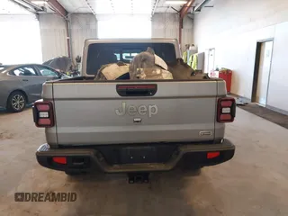 2021 Jeep Gladiator High Altitude with VIN 1C6HJTFG1ML556741, listed as a IAAI auction lot 42240680 with 47,926 mi miles and . Bid and sale history available at DreamBid. Image 16.