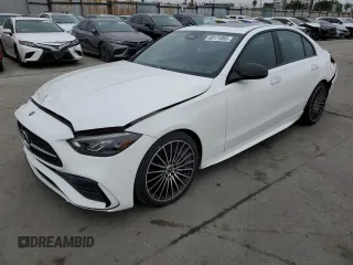 2022 Mercedes-Benz C 300 z VIN W1KAF4GB5NR016687, wystawiony jako Copart lot #60171865 z przebiegiem 21 612 mil mil oraz Szkoda całkowita • Salvage title. Historia ofert i sprzedaży dostępna na DreamBid. Obrazek 1.