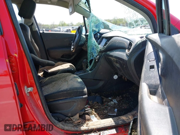 2020 Chevrolet Trax LS с VIN KL7CJKSB9LB353721, выставлен на аукционе IAAI как лот 41987811 с пробегом Не указан миль и . История ставок и продаж доступна на DreamBid. Изображение 5.