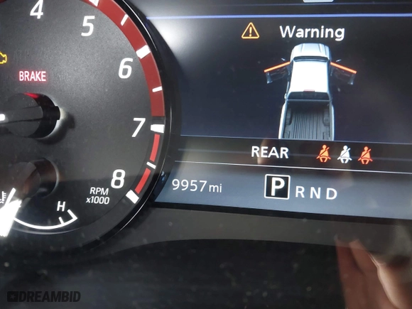 2024 Nissan Frontier PRO-4X with VIN 1N6ED1EK3RN609039, listed as a IAAI auction lot 41868044 with 9,957 mi miles. Bid and sale history available at carsss.com. Image 15.