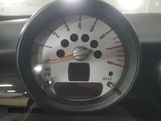 2012 MINI Coupe S z VIN WMWSX3C51CT408195, wystawiony jako Copart lot #77008744 z przebiegiem Nie podano mil oraz Szkody całkowita. Historia ofert i sprzedaży dostępna na DreamBid. Obrazek 9.