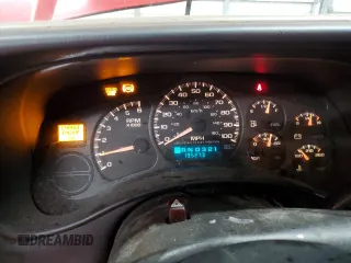2002 Chevrolet Avalanche with VIN 3GNEC13T82G127464, listed as a Copart auction lot 74118214 with 195,273 mi miles and Salvage Title. Bid and sale history available at carsss.com. Image 9.