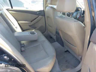 2007 Nissan Altima 2.5 with VIN 1N4AL21E47N412233, listed as a IAAI auction lot 41812412 with 200,451 mi miles. Bid and sale history available at carsss.com. Image 8.