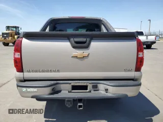 2007 Chevrolet Avalanche 1LT z VIN 3GNFK12317G159012, wystawiony jako Copart lot #57343635 z przebiegiem 181 845 mil mil oraz Szkoda całkowita • Salvage title. Historia ofert i sprzedaży dostępna na DreamBid. Obrazek 6.