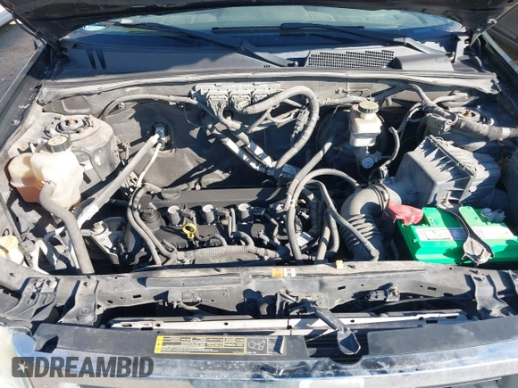 2010 Ford Escape XLT с VIN 1FMCU0D78AKB72027, выставлен на аукционе IAAI как лот 42056396 с пробегом 172 370 миль миль и . История ставок и продаж доступна на DreamBid. Изображение 10.