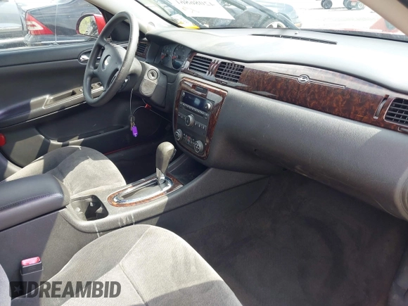2015 Chevrolet Impala LT with VIN 2G1WB5E31F1150189, listed as a IAAI auction lot 42086861 with 131,588 mi miles and . Bid and sale history available at DreamBid. Image 5.