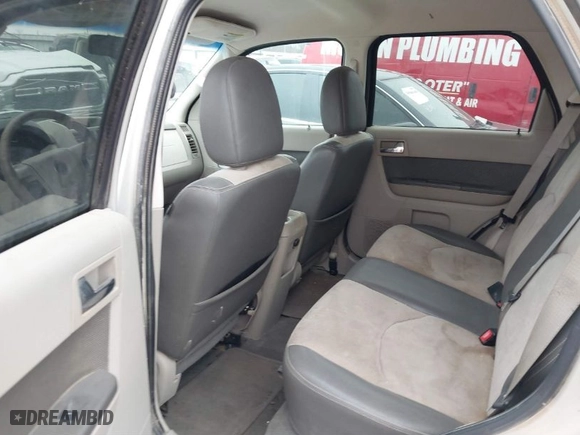 2009 Mercury Mariner Premier with VIN 4M2CU97G29KJ04414, listed as a IAAI auction lot 41507279 with 151,892 mi miles. Bid and sale history available at carsss.com. Image 8.