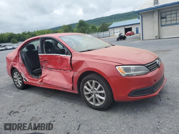 2014 Volkswagen Jetta SE с VIN 3VWD17AJ3EM238733, выставлен на аукционе Copart как лот 59005125 с пробегом 113 428 миль миль и Списание • Salvage title. История ставок и продаж доступна на DreamBid. Изображение 4.