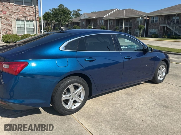 2019 Chevrolet Malibu LS z VIN 1G1ZB5ST1KF191460, wystawiony jako Copart lot #53805735 z przebiegiem 72 885 mil mil oraz Szkoda całkowita • Salvage title. Historia ofert i sprzedaży dostępna na DreamBid. Obrazek 4.
