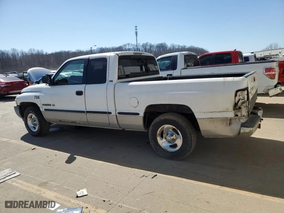 1998 Dodge Ram 1500 with VIN 1B7HC13Z7WJ126885, listed as a Copart auction lot 48674135 with 264,080 mi miles and Salvage Title. Bid and sale history available at carsss.com. Image 2.