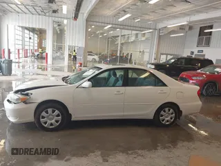 2004 Toyota Camry LE with VIN 4T1BE32K64U339432, listed as a IAAI auction lot 41622306 with 116,442 mi miles. Bid and sale history available at carsss.com. Image 14.
