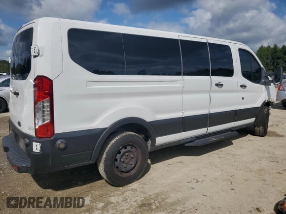 2019 Ford Transit Passenger XL with VIN 1FBZX2ZM5KKA19918, listed as a Copart auction lot 70586224 with 159,922 mi miles and Salvage Title. Bid and sale history available at carsss.com. Image 3.