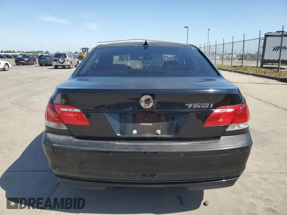 2007 BMW 7 Series 750i z VIN WBAHL83547DT09809, wystawiony jako Copart lot #54817145 z przebiegiem 209 806 mil mil oraz Szkoda całkowita • Salvage title. Historia ofert i sprzedaży dostępna na DreamBid. Obrazek 6.